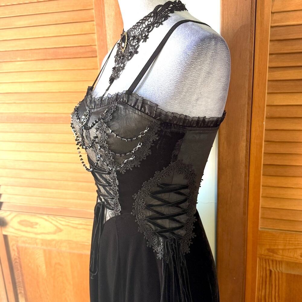 Devil Fashion Gothic Victorian Vampire In the Cover of the Night Black Dress - Picture 11 of 17